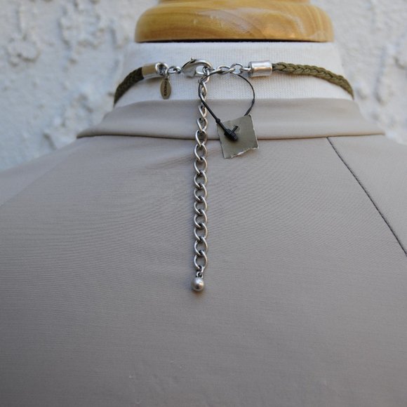 NWOT Chico's Necklace - Picture 3 of 3